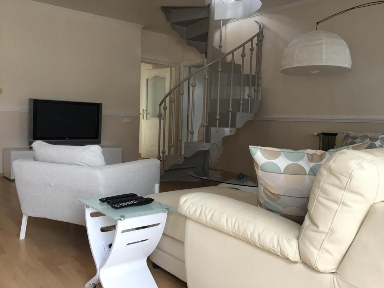 3 Bedroom Private Floor In Luxury Mansion Budapest Eksteriør billede